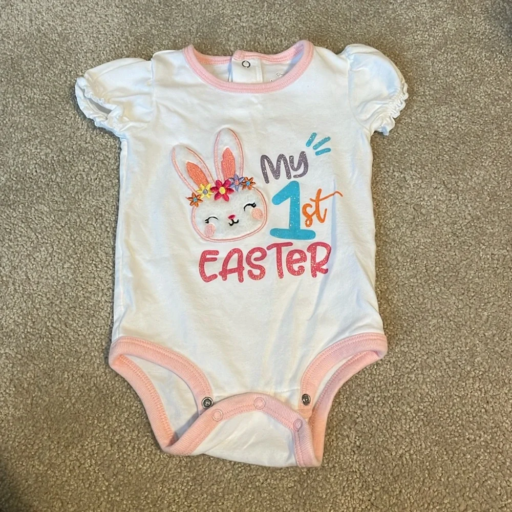 My 1st Easter Baby Girl Onesie. Size 3-6 Months. Excellent Condition.